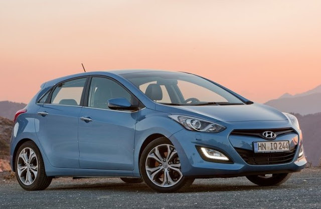 Hyundai i30 2013 images