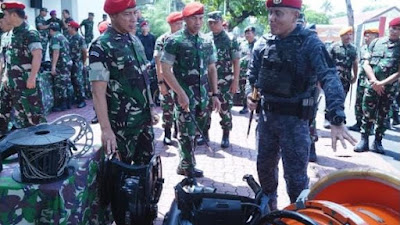 Panglima TNI Agus Subiyanto Cek Kesiapan Pasukan Elite Kopassus                                      