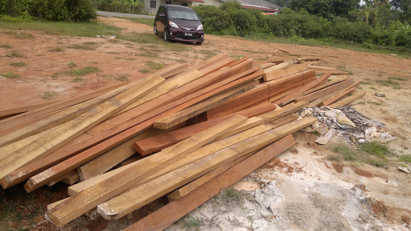 Hartanah Property Terengganu Penyediaan Bumbung Rumah KAYU 