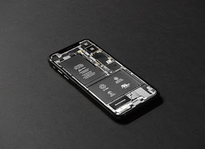 4 Penyebab Baterai iPhone Boros Beserta Solusinya