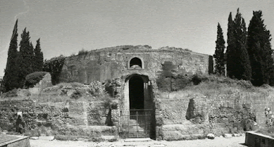 Mausoleum of Augustus then now