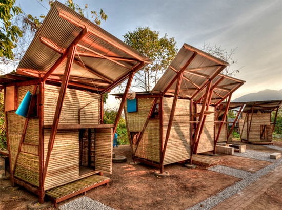 Green arsitek rumah bambu