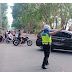 Lancarkan Arus Lalu Lintas Dijalan, Personil Polres Langkat Laksanakan Strong Point