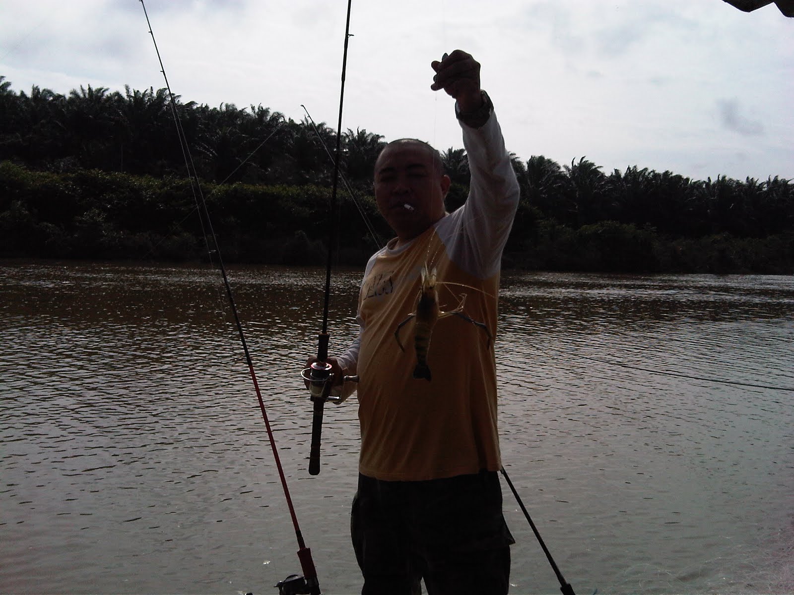JJ Fishing Club: Rumah Rakit Keluang Johor