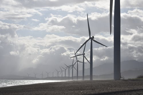 Scarce resources are no longer a problem: switch to wind energy