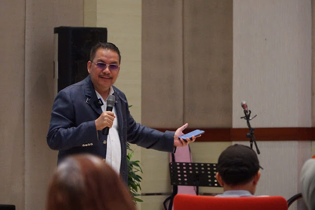 Denny JA Hibahkan Dana Abadi untuk Penghargaan Penulis