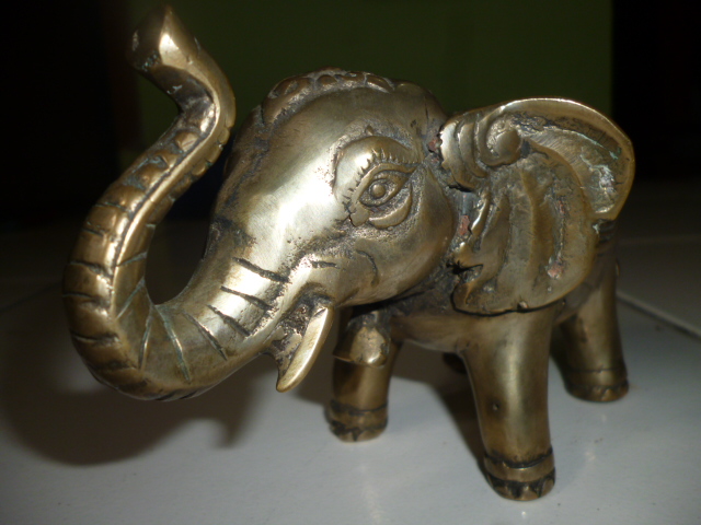 Budy Antiques Gallery Patung Gajah Antik Bahan Kuningan 4