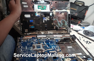 Service Laptop Acer Korosi Faktor Terkena Air di Malang