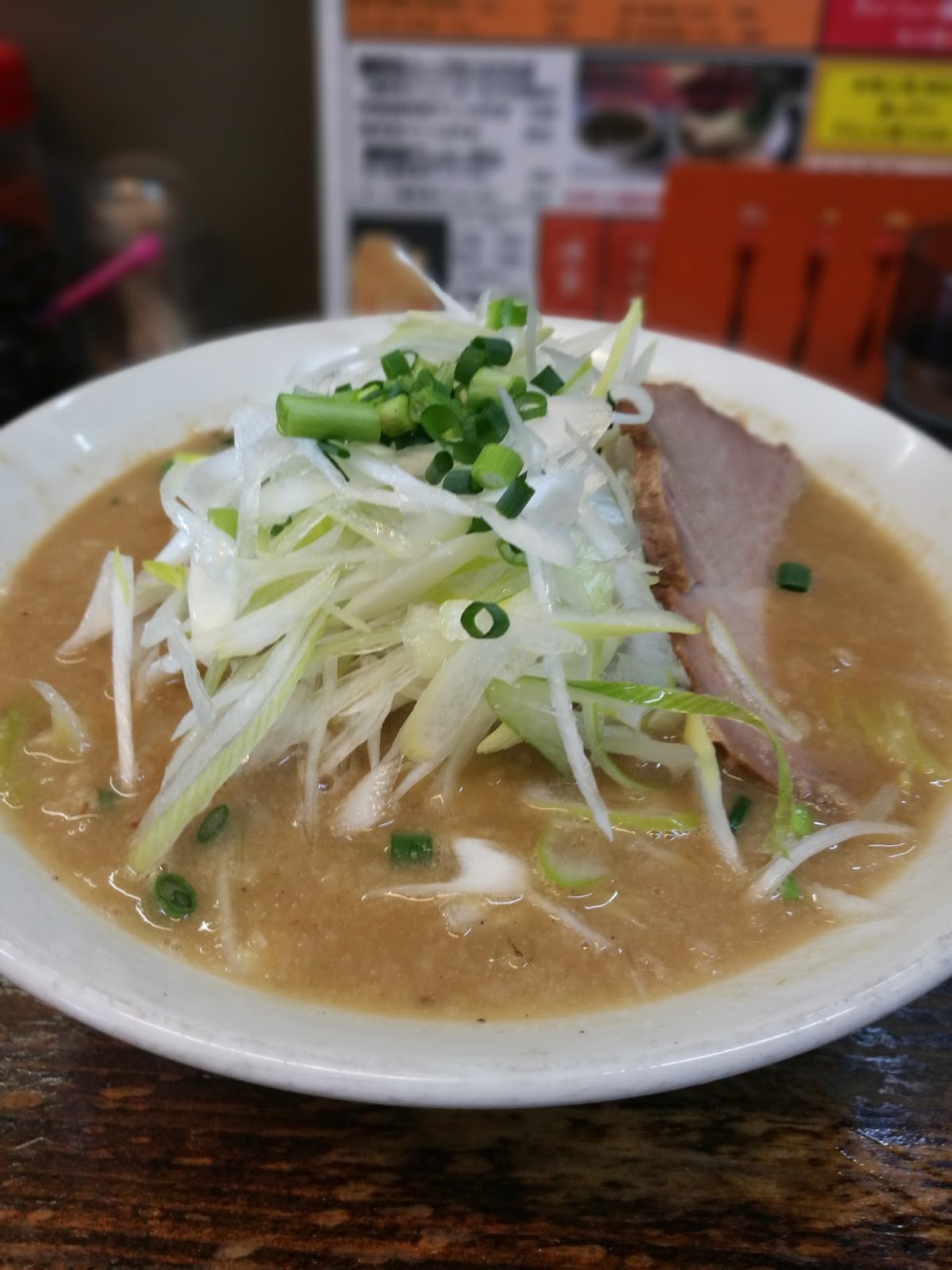 キャノンデールのｂ級食べ歩記 ラーメン不毛の四街道で気を吐く 麺屋 堂々 店主一押しの堂々ねぎ味噌らーめん味玉トッピングにトライ