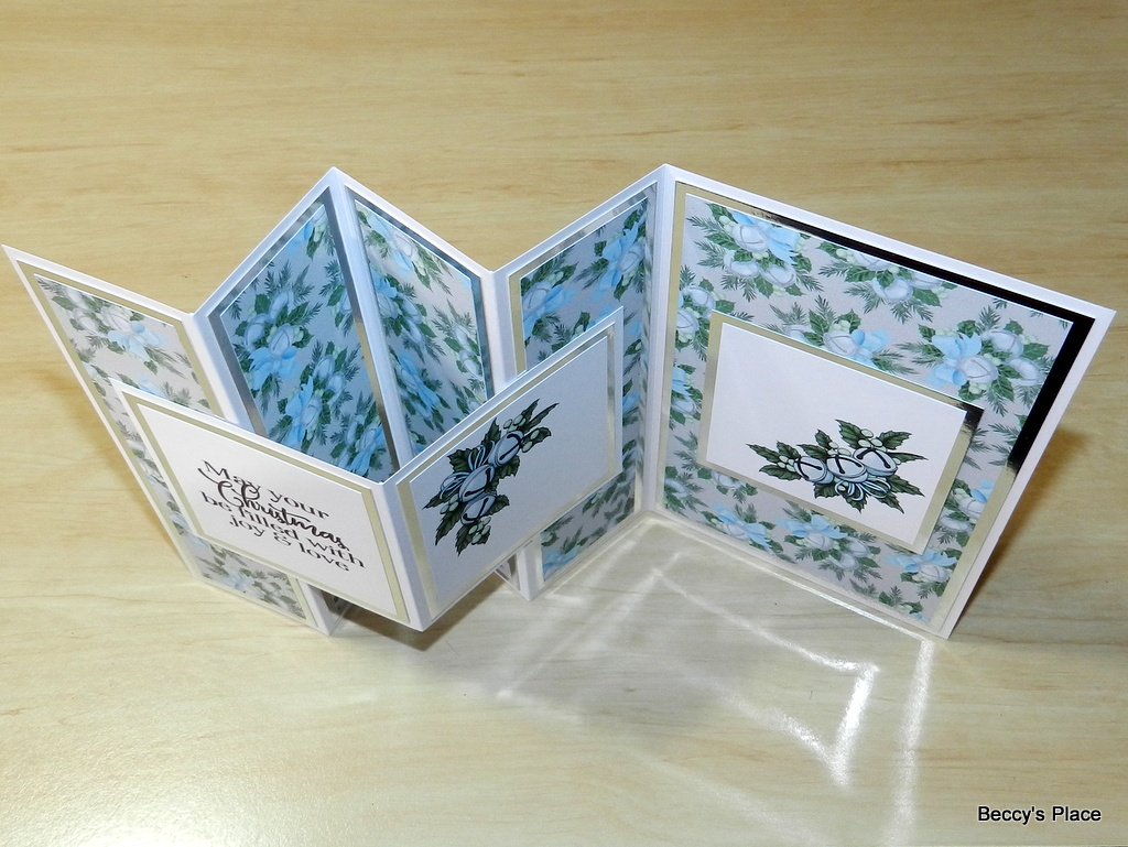 Beccy's Place: Everything Papercraft - Holographic Paper