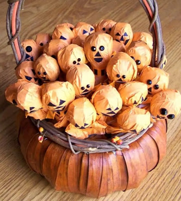 Halloween Pumpkin and Jack O' Lantern Lollipops