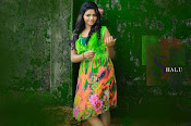 Tamil heroine Shalu glam pics-thumbnail-3