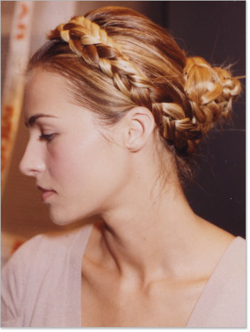 how to braid hair around head