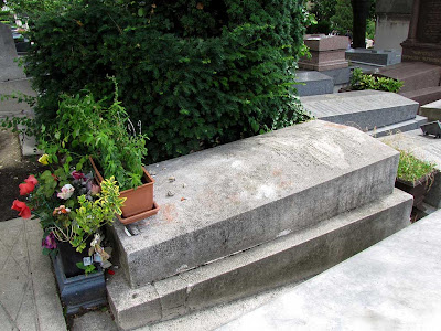 Modigliani's tomb, Père Lachaise, Paris