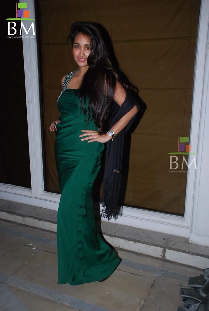 Bollywood actress : Jiah Khan, Jiah Khan at Swarovski Auction Dinner Pictures, Jiah Khan at Swarovski Auction Dinner Photo, Hot Bollywood Actress Jiah Khan at Swarovski Auction Dinner Pictures Pics