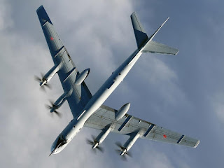 Tupolev Tu-95 Bear - Pesawat Pembom Strategis Rusia