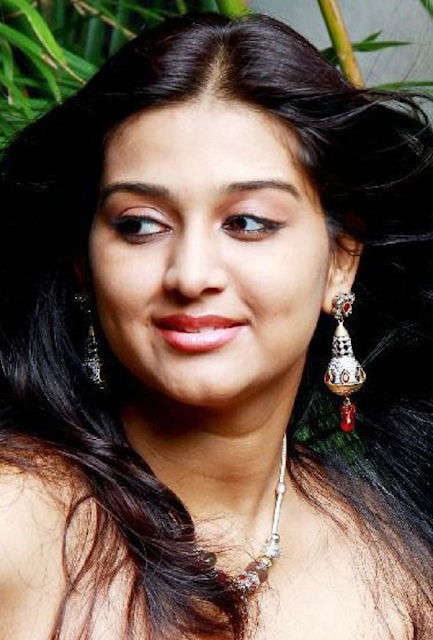 South Indian Actress Devasrri Hd Wallpaper