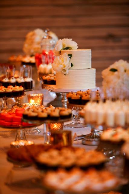 Mixed Metallic Wedding Dessert Table MN