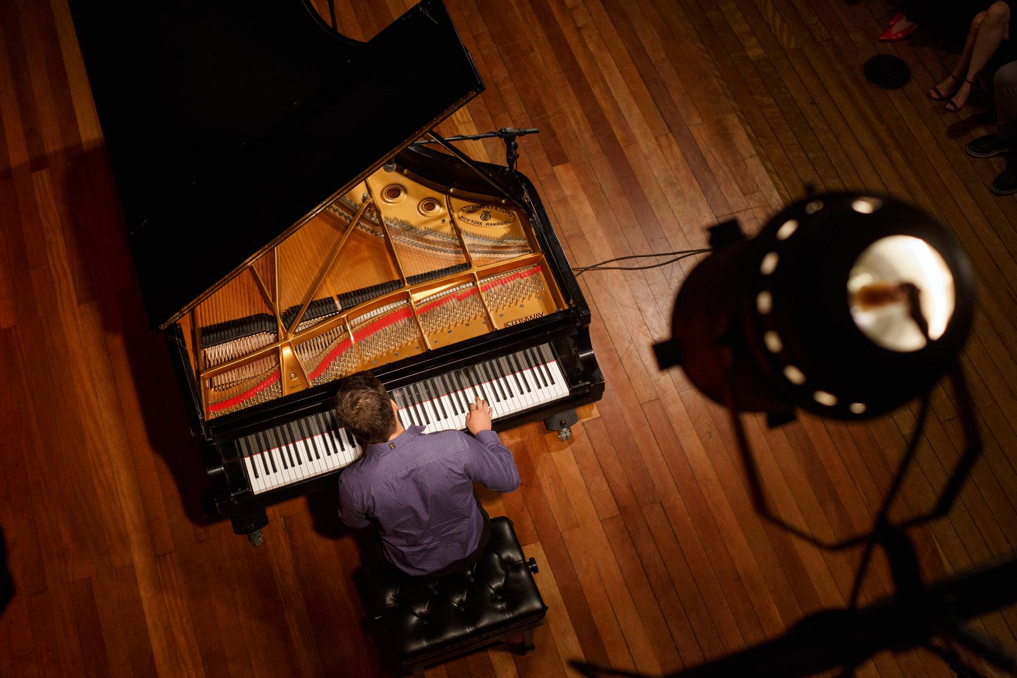 Amarelinha para piano a 4 mãos - Para os muito iniciantes