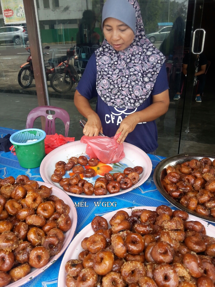 WANITA ~GARAM DAN GULA: KUIH KERIA PALING FEMES ADA KAT 