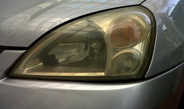 headlamp mobil buram