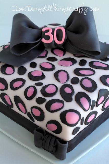 Pink Leopard Print Birthday Cake | DIY Cake