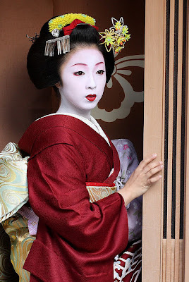 Fotografías e imágenes de Geishas (Mujeres y Kimonos)