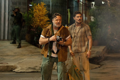 Greatest Beer Run Ever Russell Crowe Zac Efron Image 1