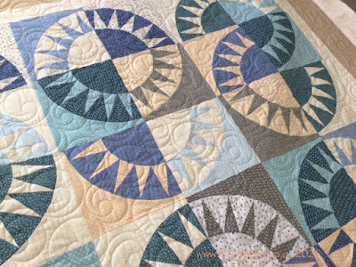 Mel's New York Beauty Quilt, quilted by Fabadashery Longarm Quilting