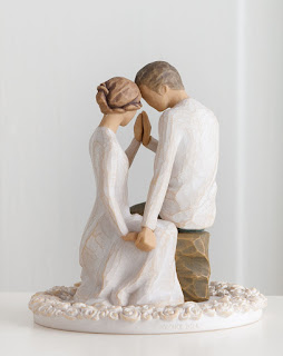 https://www.willowtree.com/shop/sculptures/cake-toppers/