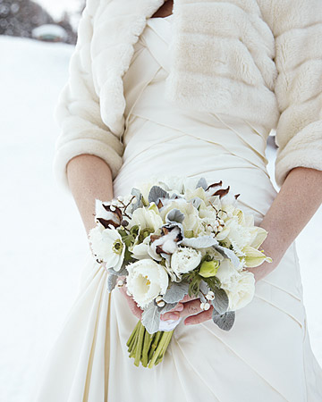 Real Wedding Wednesday Martha Stewart Winter Wedding La Bottine Couture