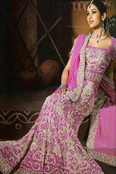 Pakistani Bridal Dresses 2011 Dresses for Beautfiul Brides online