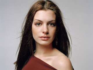 Free non watermarked wallpapers of Anne Hathaway at Fullwalls.blogspot.com