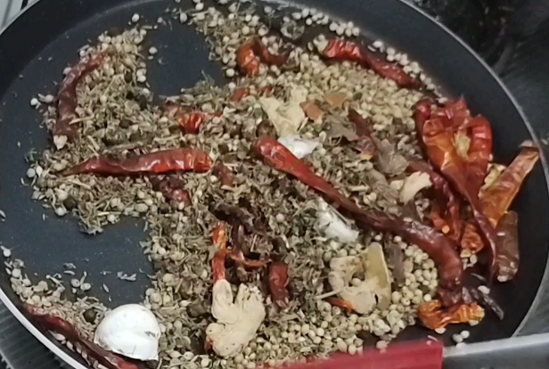 homemade kaleji masala powder