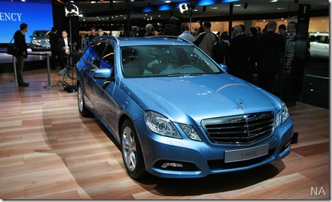 02-m-b-e-class-wagon-live