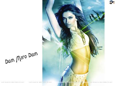 Dum Maaro Dum - Poster