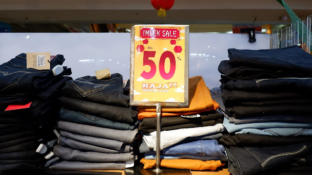 Ragam diskon di Factory Outlet Mangga Dua Square