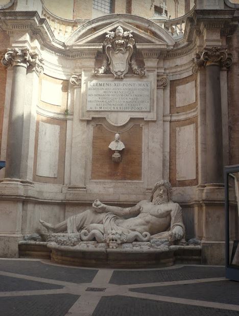 fontana del marforio