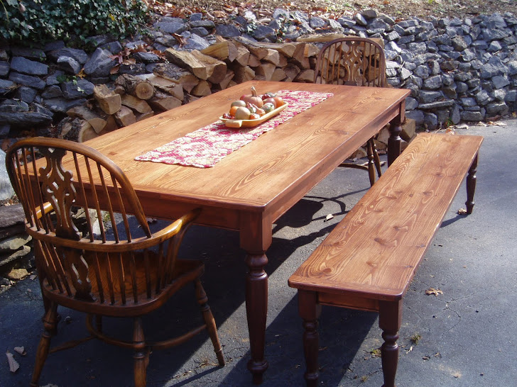 Charleston FarmHouse Tables: Legs are pegged w/beaded apron