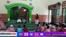 Ramadan Seru di Masjid Baitur Rohmah Bersama Novelis Asal Surabaya 