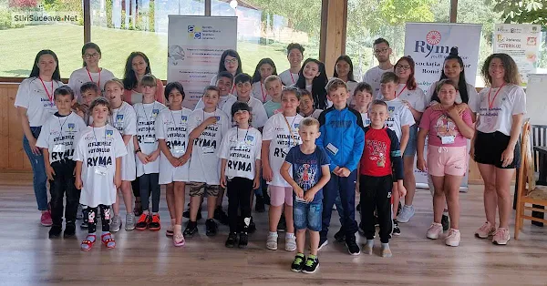 Asociația Tinerilor Romi Mișto - RYMA a organizat o tabără de vară la Berchișești