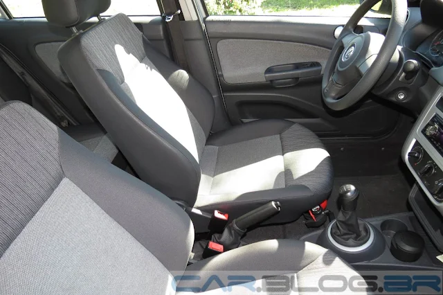 carro Voyage 1.6 2014 - interior