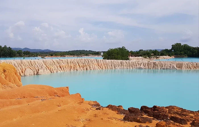 Danau Biru