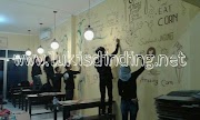 30+ Populer Wallpaper Tembok Ala Cafe, Warung Minimalis