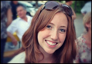 Danielle_thumb3_thumb