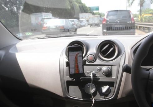 Wajib Baca! Gunakan GPS Ponsel Saat Berkendara Bisa Didenda Rp 750 Ribu