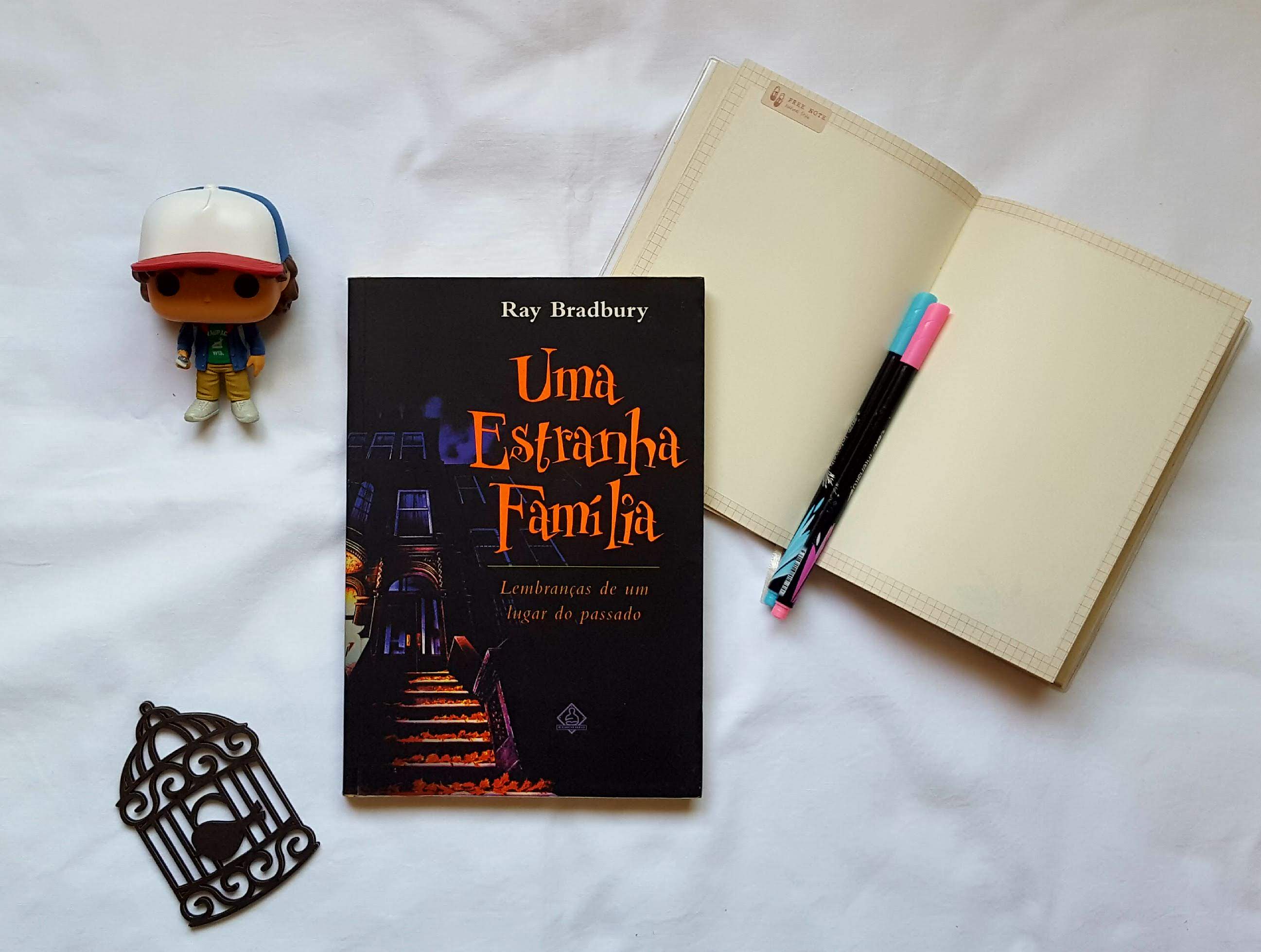 Uma estranha família | Ray Bradbury