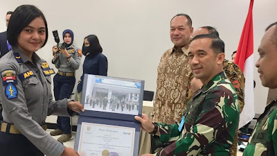 Tingkat Kualitas SDM, Kadispenad Tutup Pendidikan Public Relations Bersama MNC Group