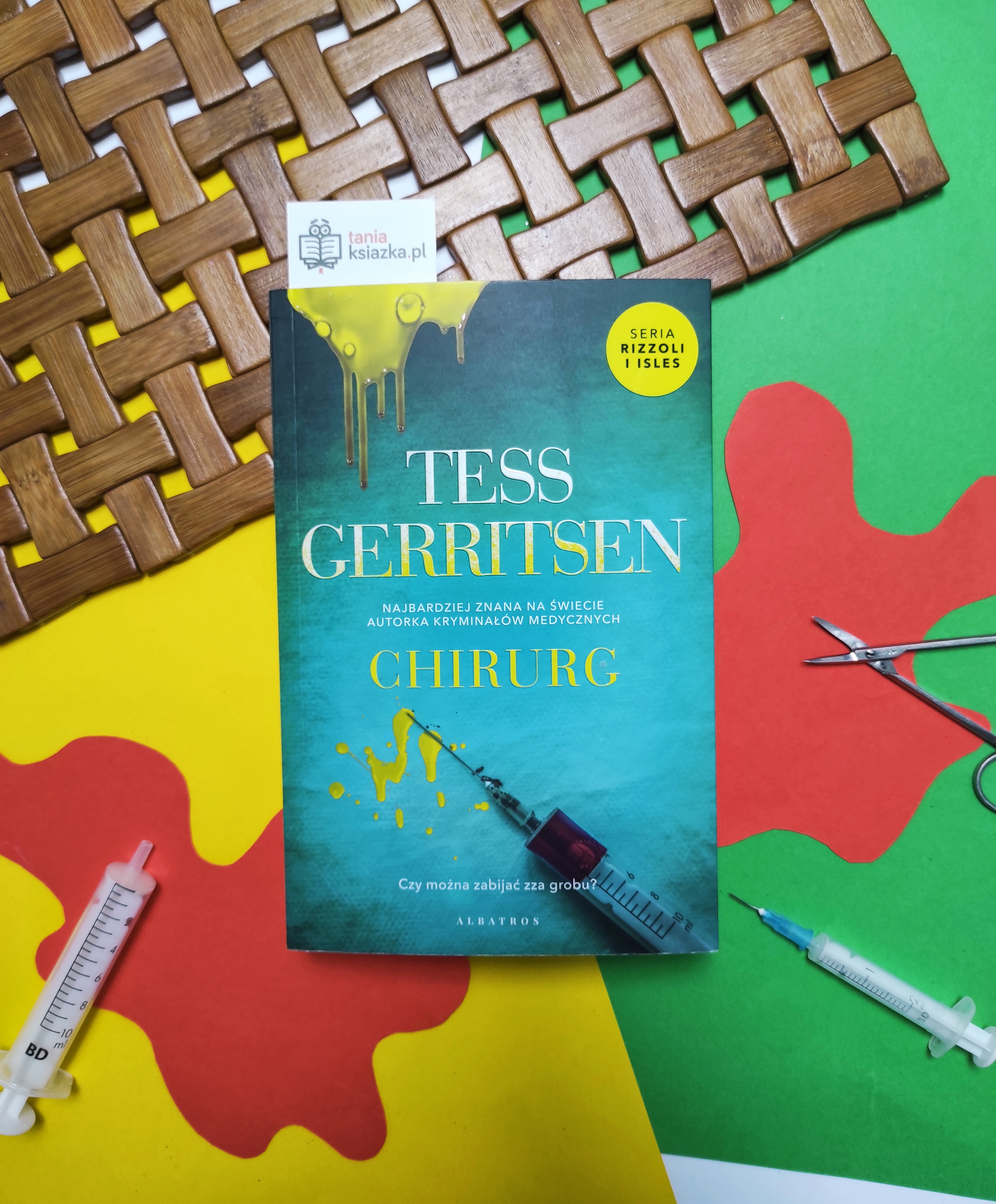 Chirurg. Rizzoli & Isles. Tom 1 Tess Gerritsen - recenzja - księgarnia Tania Książka