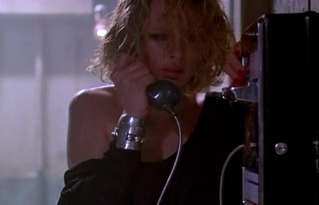 Kim Basinger as Elizabeth in 9 1 2 WEEKS 1986 